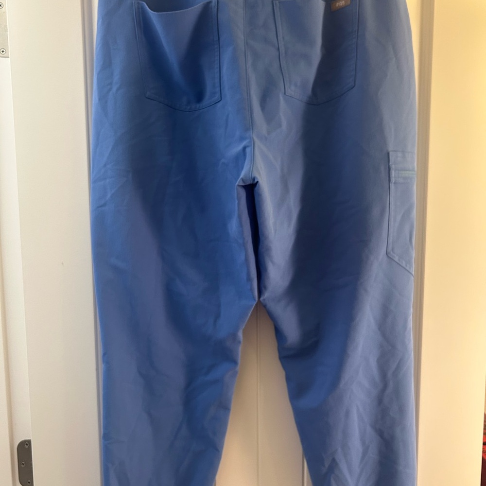 Figs Women’s High Waisted Ceil Blue Joggers with Drawstring - Picture 2 of 3
